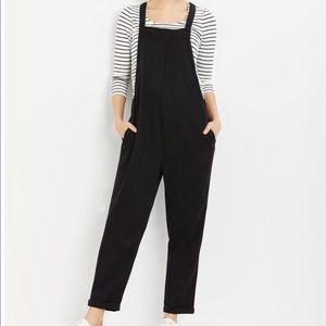 EUC A Pea In The Pod Maternity Overalls